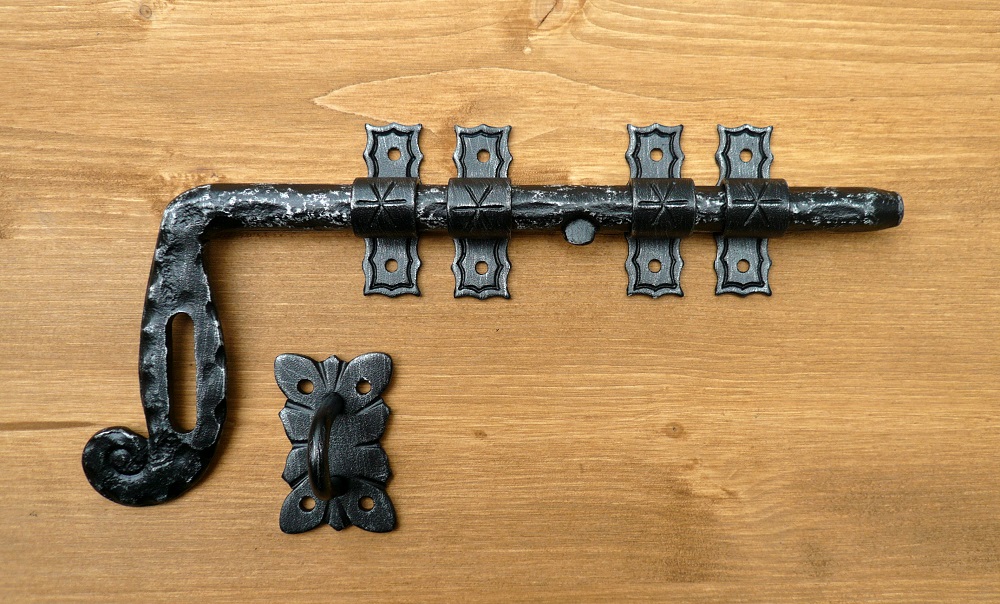 Горизонтальный держатель для навесного замка из кованого железа 1021 Galbusera