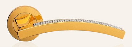 Профиль Mesh Кристалл справиться с розеткой Linea Cali