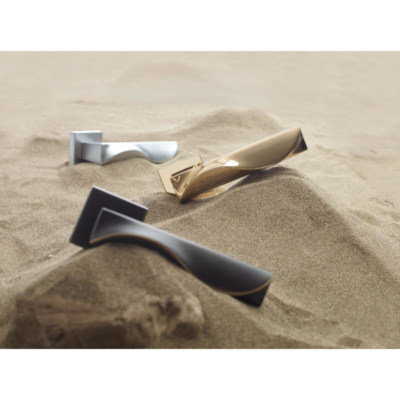 Duna Linea Calì дверная ручка латунная отделка по вашему выбору