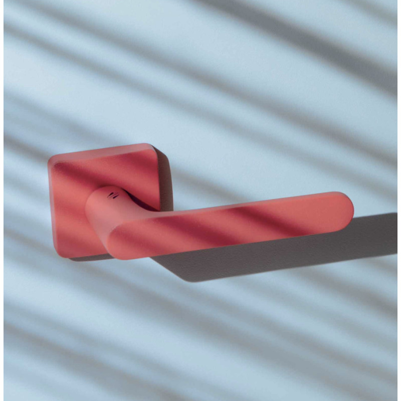 Ручка Colombo Design One Q Mood с квадратной розеткой