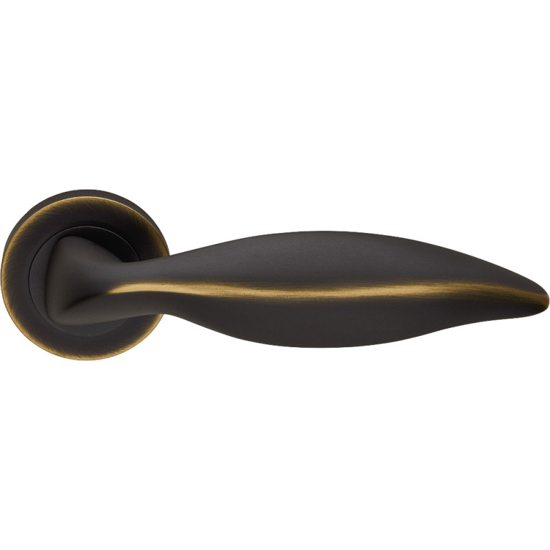 Ручка Linea Calì Delfino для классических дверей латуни с розеткой