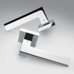 Ellesse Полированная хромированная дверная ручка на розетке Studio Bartoli для Colombo Design