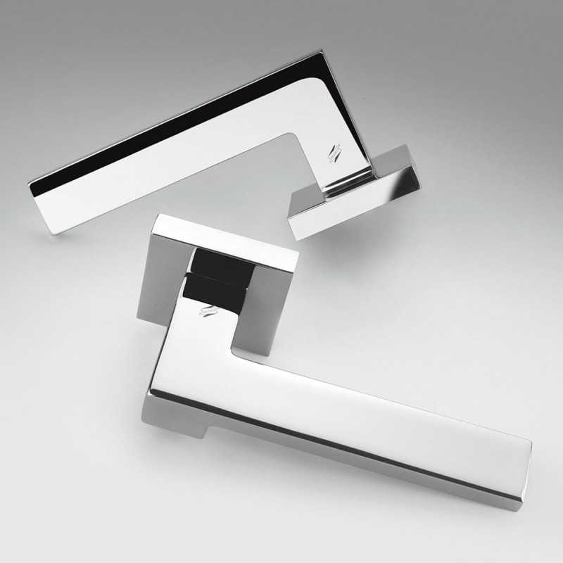 Ellesse Полированная хромированная дверная ручка на розетке Studio Bartoli для Colombo Design